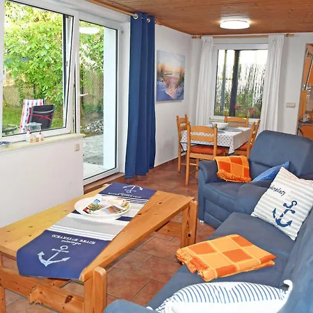 Apartment Ferienbungalow Mit Gro_em Garten I Middelhagen